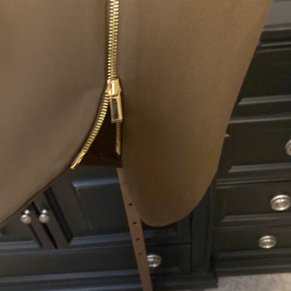 Ann Taylor Olive Skirt - Picture 8 of 13